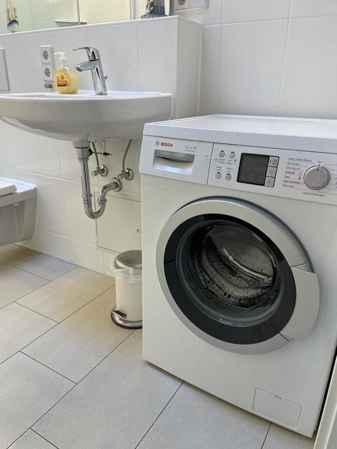 Ferienwohnung Im Stadtzentrum Von Bernau - Komfortable Wohnung Mit 2 Zimmern, Bad, Spuelmaschine, Waschmaschine, Komplette Kueche, Wlan, Terrasse, Ruhige Lage Bernau bei Berlin Εξωτερικό φωτογραφία